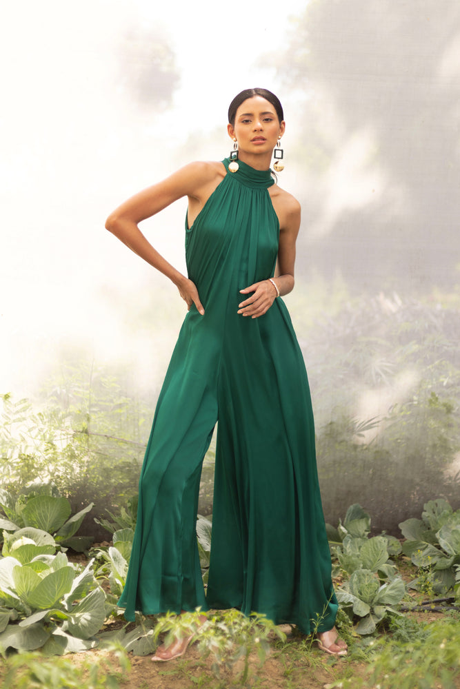 
            
                Load image into Gallery viewer, Verde Jumpsuit
            
        